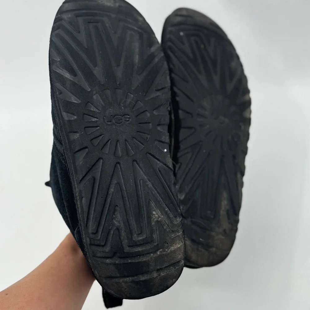 UGG Men's Neumel Chukka Boots Black‎ Suede UGGplush Wool Lining Size 12 Fair